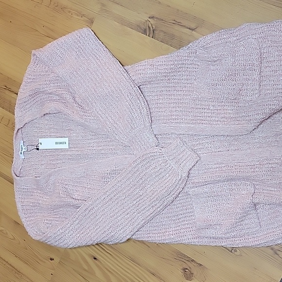 BB Dakota Sweaters - Gorgeous BB Dakota sweater size M